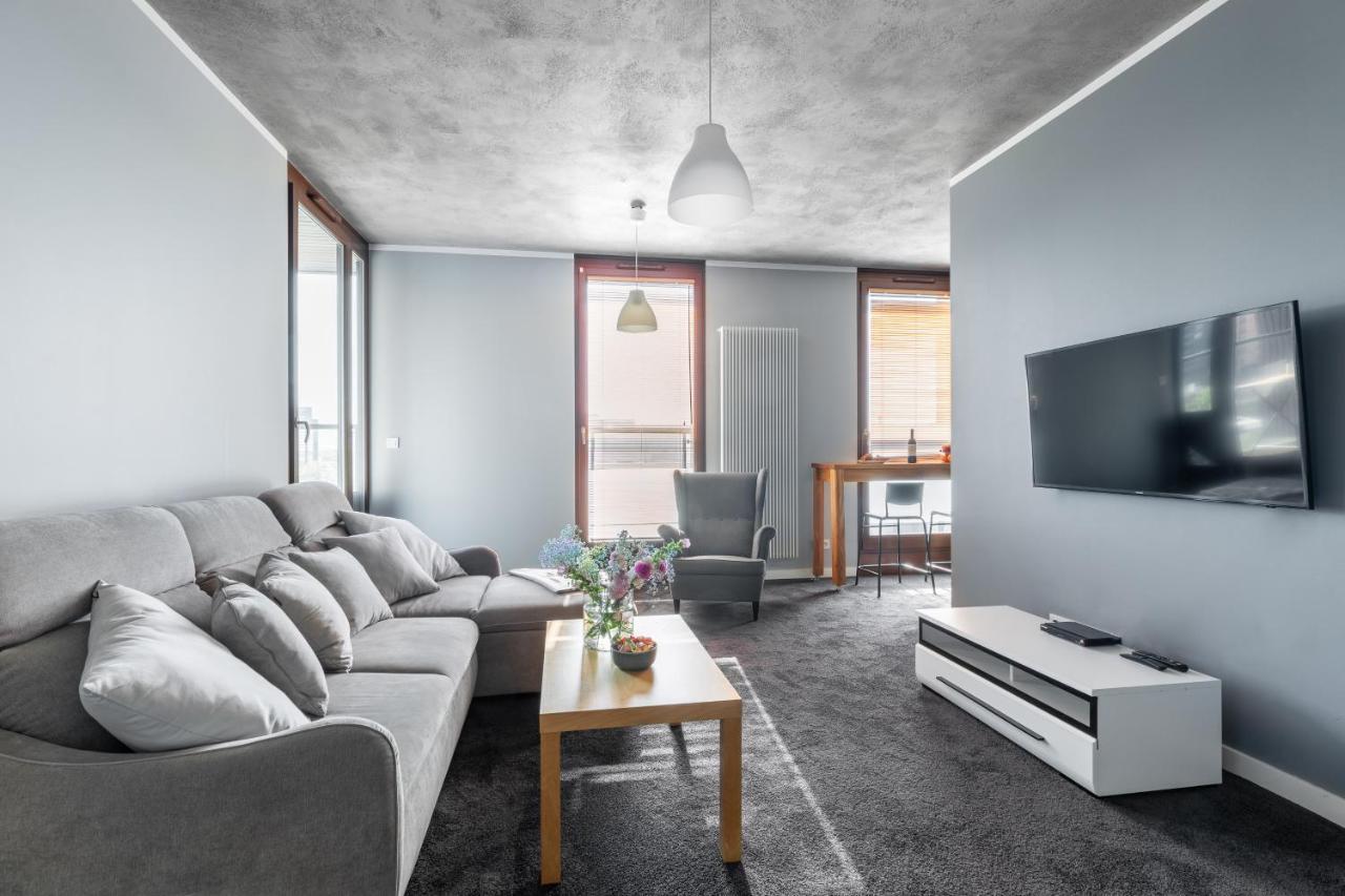 Kolejowa 45A P&O Corporate Accommodation Варшава Екстериор снимка
